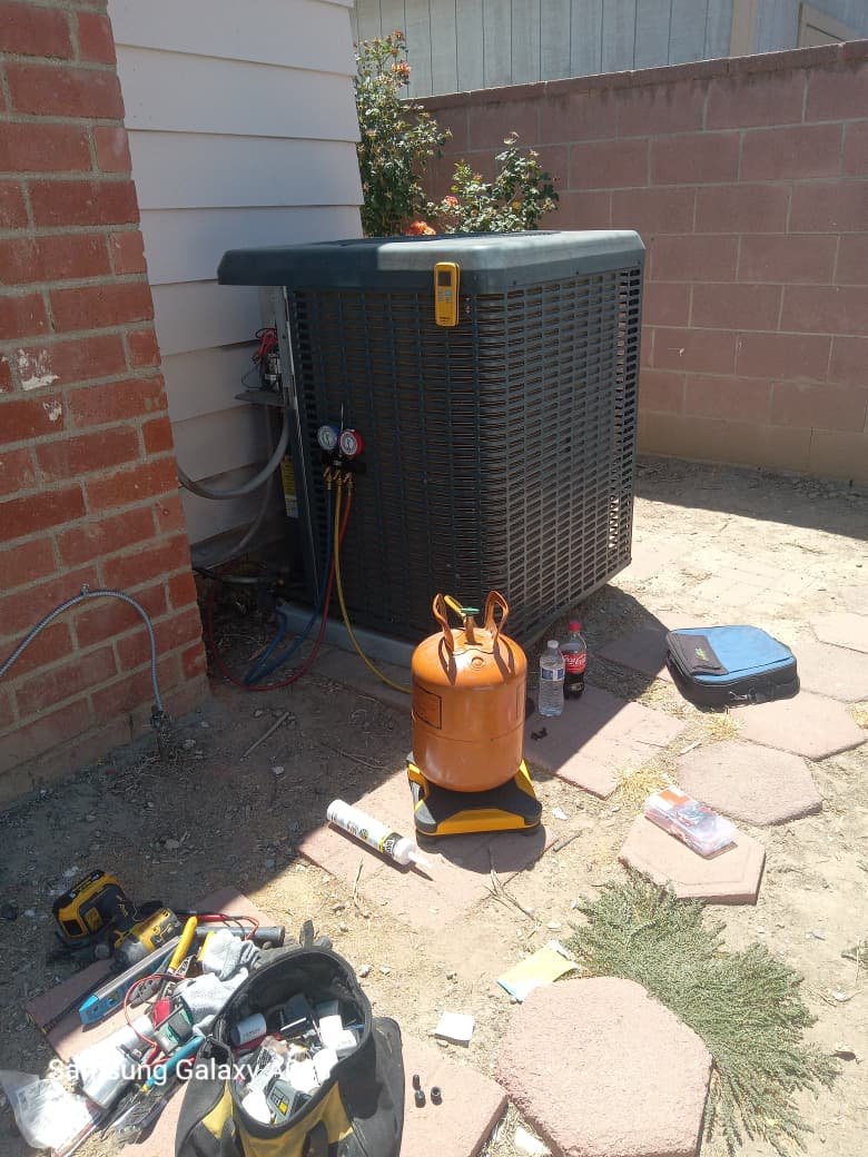 Outdoor air conditioning system during service
